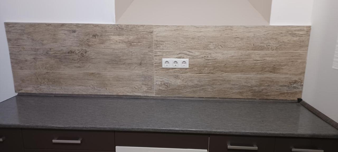 2 Studio Budapest Luaran gambar