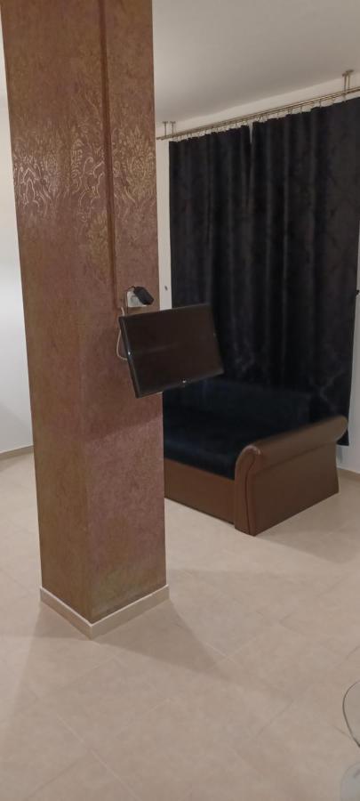 2 Studio Budapest Luaran gambar