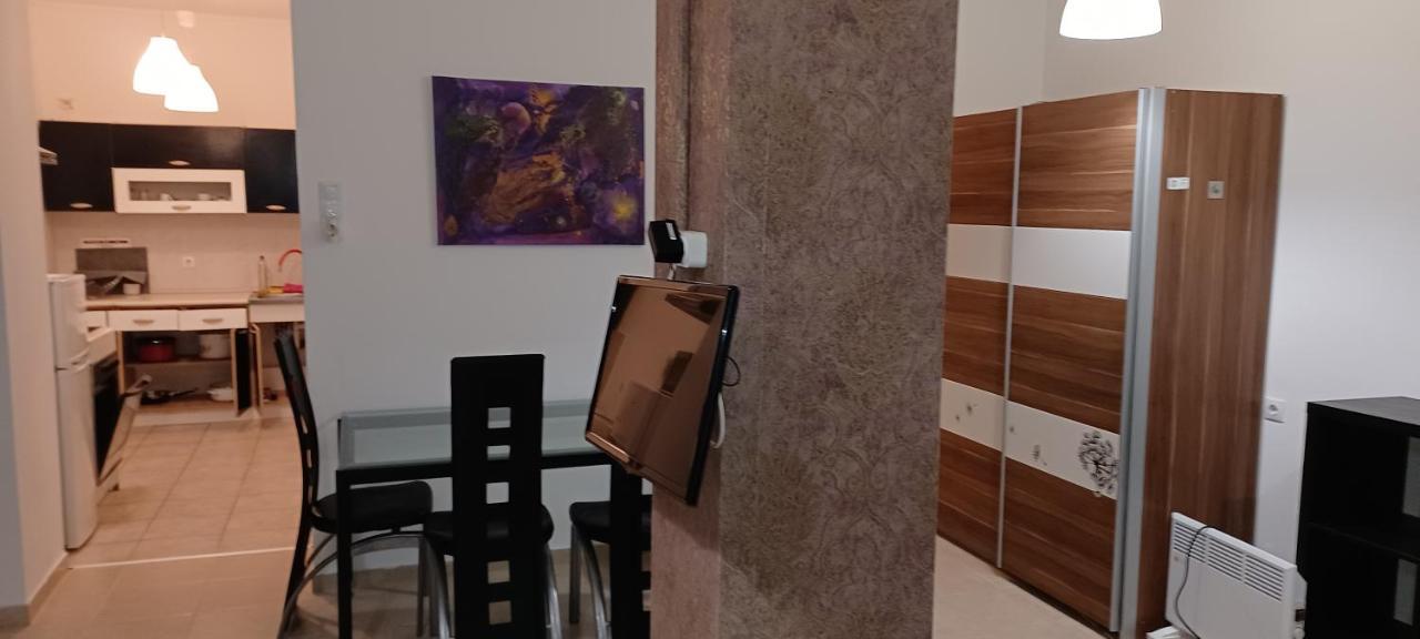 2 Studio Budapest Luaran gambar