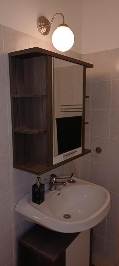 2 Studio Budapest Luaran gambar