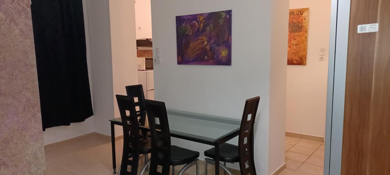 2 Studio Budapest Luaran gambar